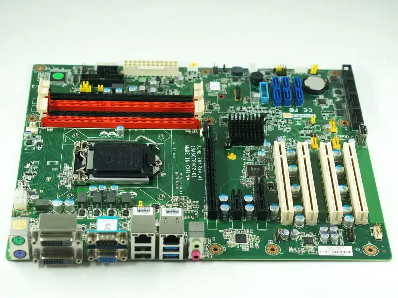Advantech AIMB-784G2-00A1E 主機板