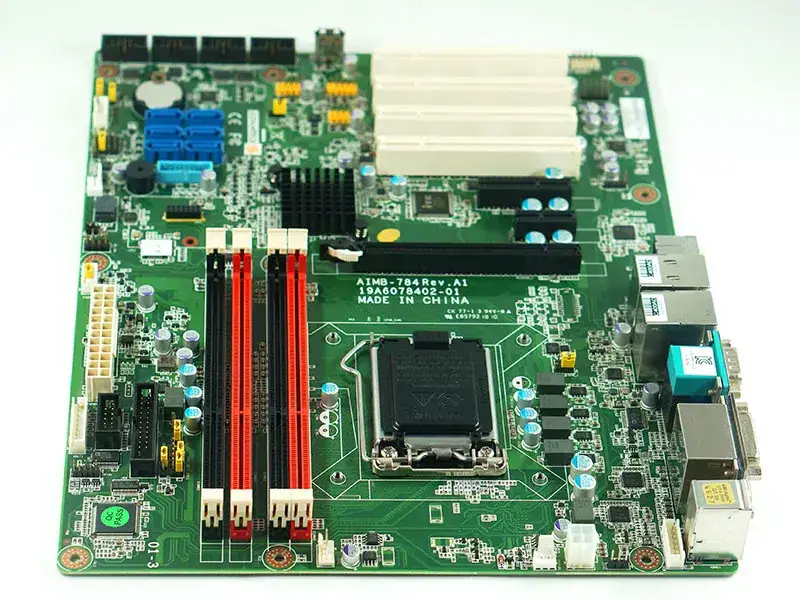 Advantech AIMB-784G2-00A1E 主機板