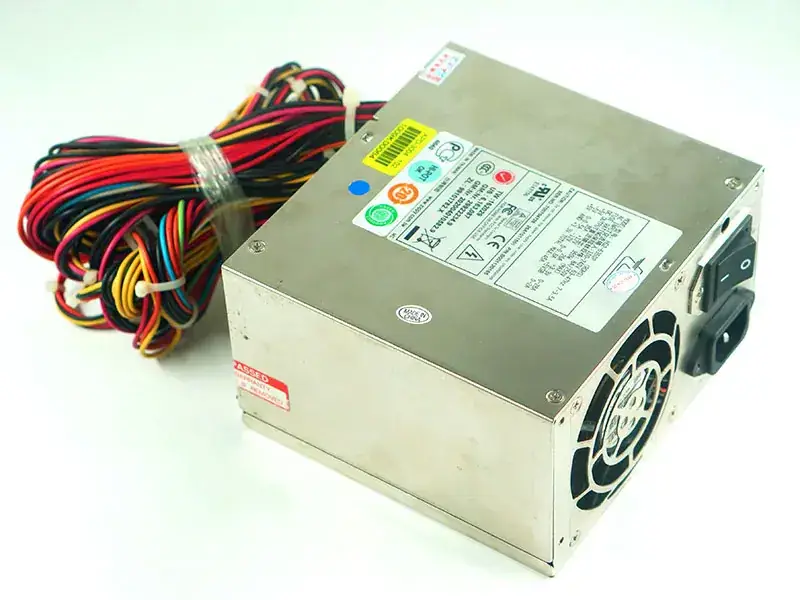 ZIPPY HG2-6350P Stromversorgung