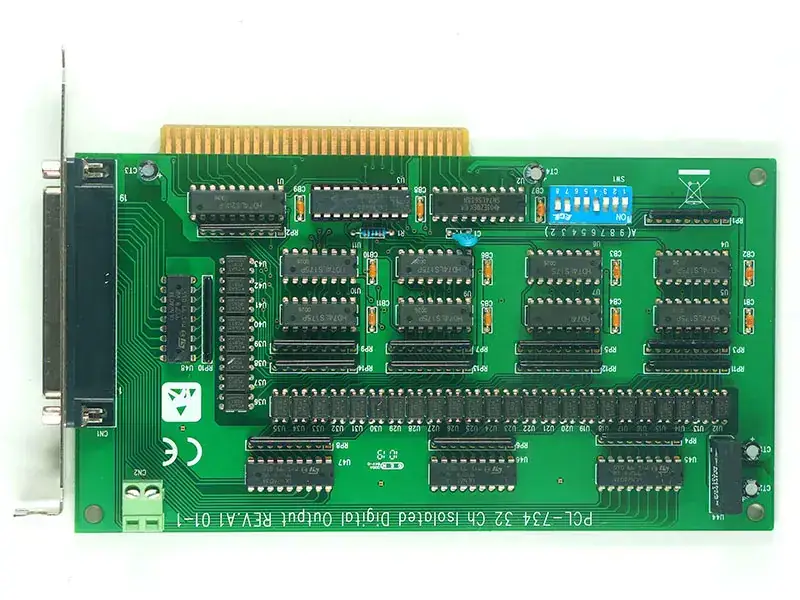 Advantech PCL-734 資料擷取卡