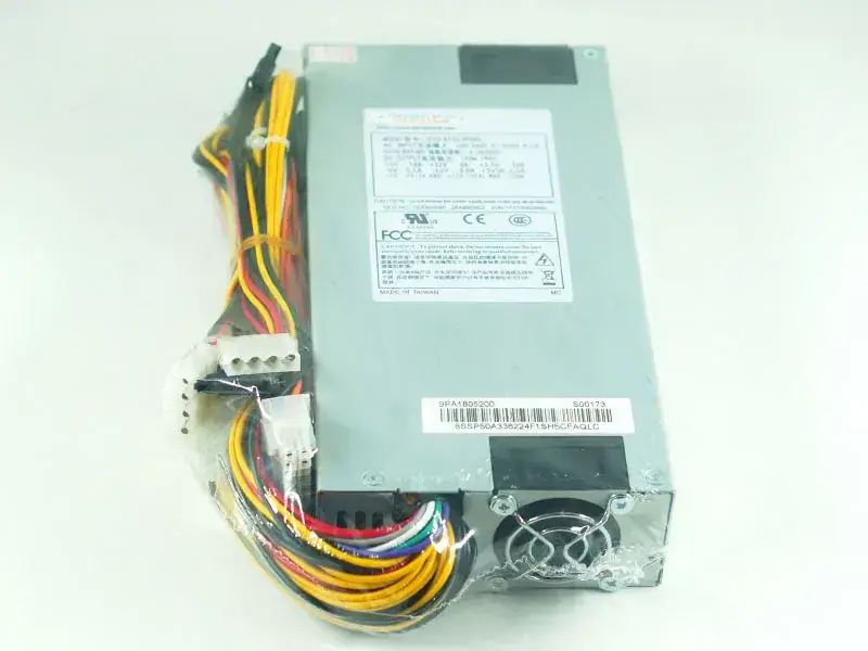 Zippy P1U-6150P Stromversorgung