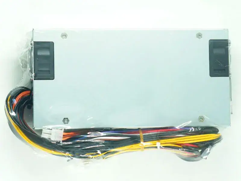 Zippy P1U-6150P Stromversorgung