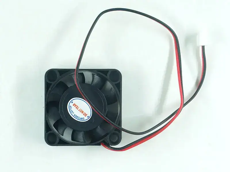 Sunon KD1204PFB2-8 Lüfter