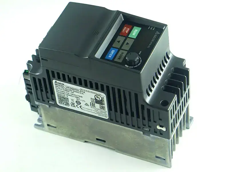 Delta VFD007EL21A PLC-Modul