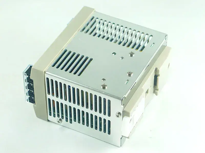 Omron S8VS-18024 Stromversorgung