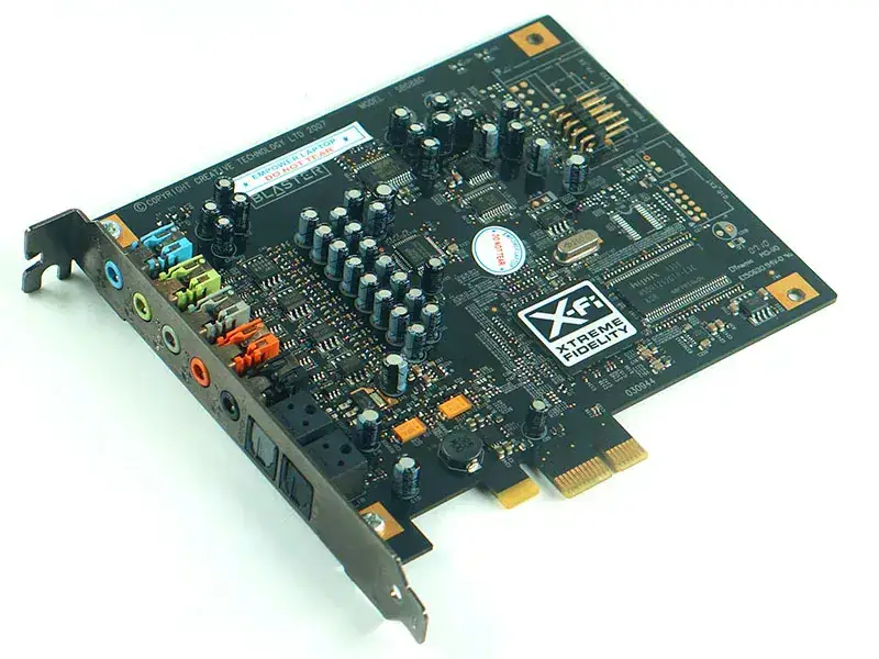 Creative SB0880 Soundkarte