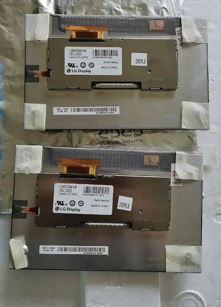 LG Display LB070WV8-SL02 LCD面板