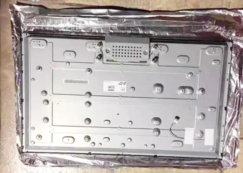LG Display LC320DUE-SFR1 LCD panel