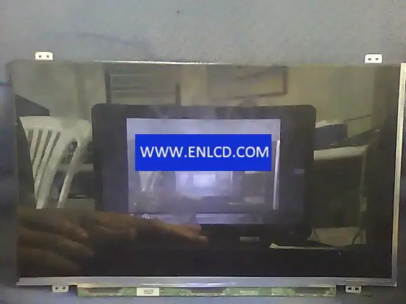 LG Display LP140WH2-TPS1 LCD panel