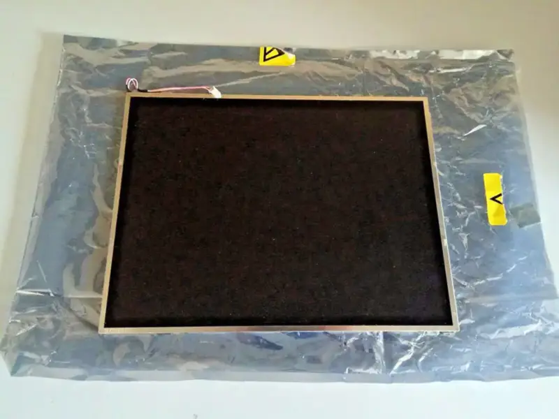 LG Display LP141XB-A1 LCD panel