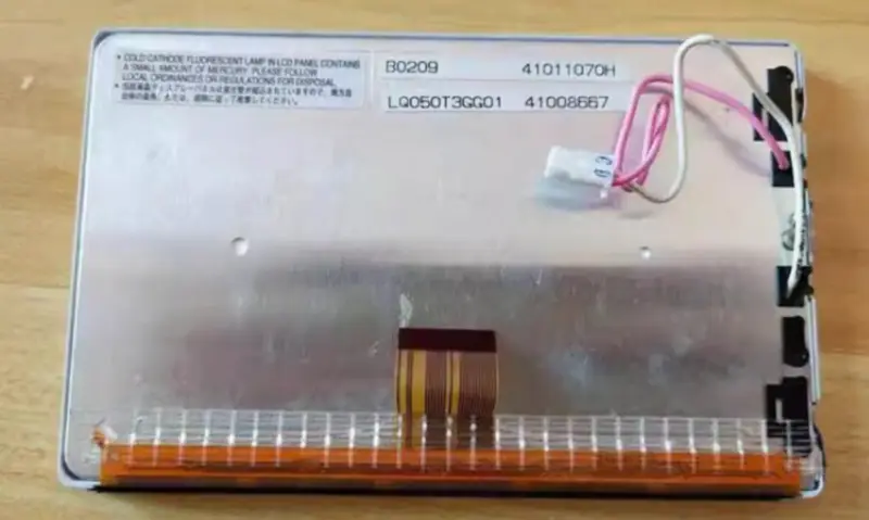 SHARP LQ050T3GG01 LCD panel for Portable DVD Player