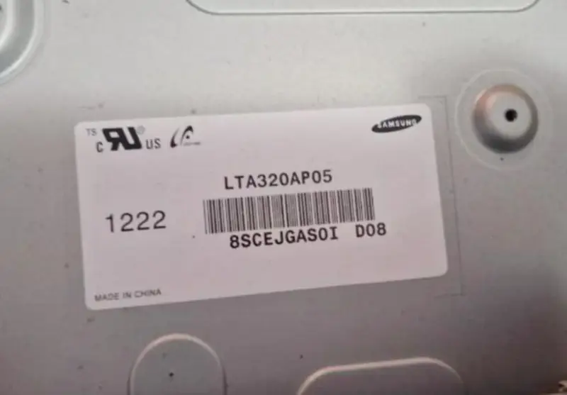 Samsung LTA320AP05 LCD面板
