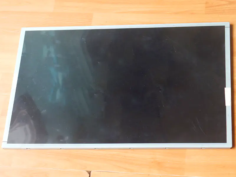 Samsung LTM240CL04 LCD panel