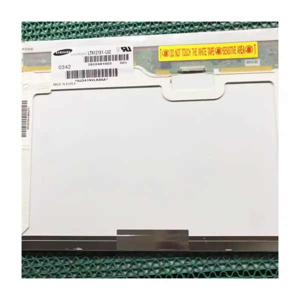 Samsung LTN121XF-L01 LCD面板