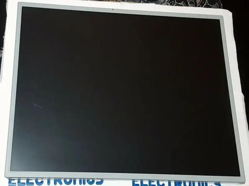 Innolux M190E5-L0A LCD panel