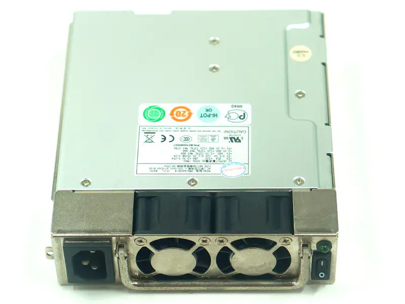 Zippy Emacs MRW-6400P-R 400W Schaltnetzteil
