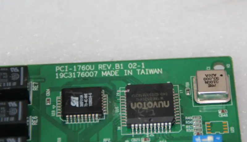 Advantech PCI-1760U REV.B1 A1 A2 8-ch 繼電器和隔離式數位輸入通用PCI卡