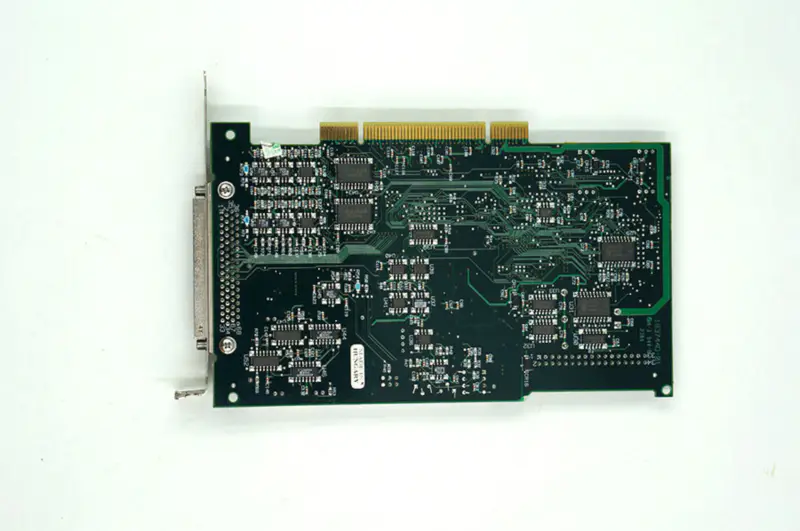 NI PCI-MIO-16XE-10 數據採集卡