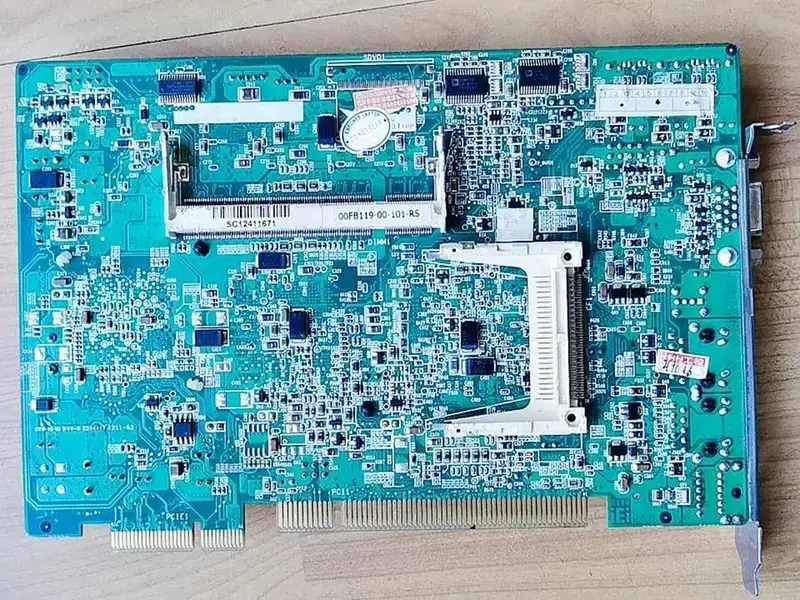 IEI PICOE-945GSE-N270-512MB-R10 Motherboard