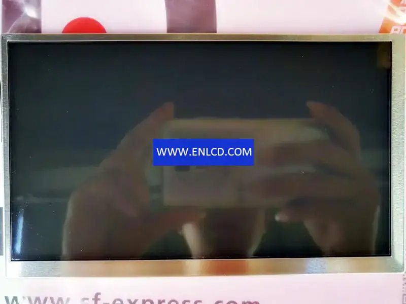 PW070XU3 E Ink LCD panel