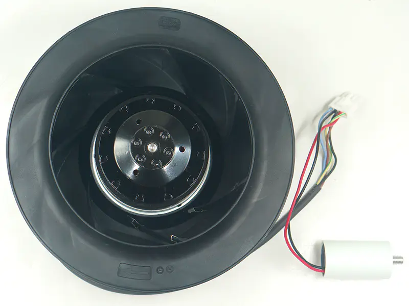 Ebmpapst R2E225-BD92-09 風扇