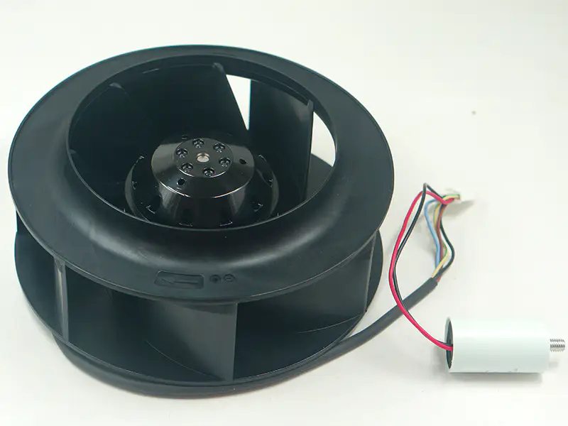 Ebmpapst R2E225-BD92-09 風扇