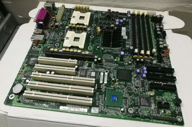 Intel SE7505VB2 604 伺服器主機板 Dual Xeon
