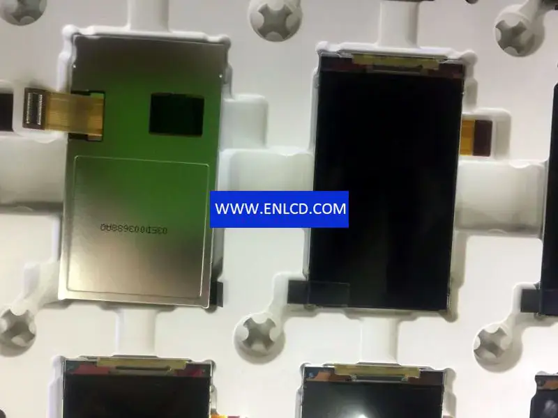 SHARP LS030B3UW01 LCD panel