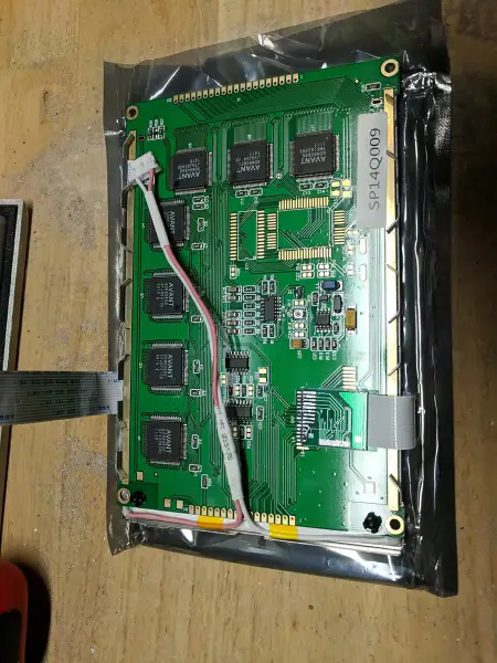 Hitachi SP14Q009 LCD