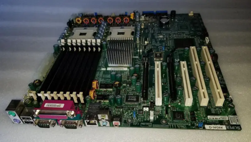 SuperMicro X6DAI-G Socket 604 Dual Xeon 800 FSB motherboard