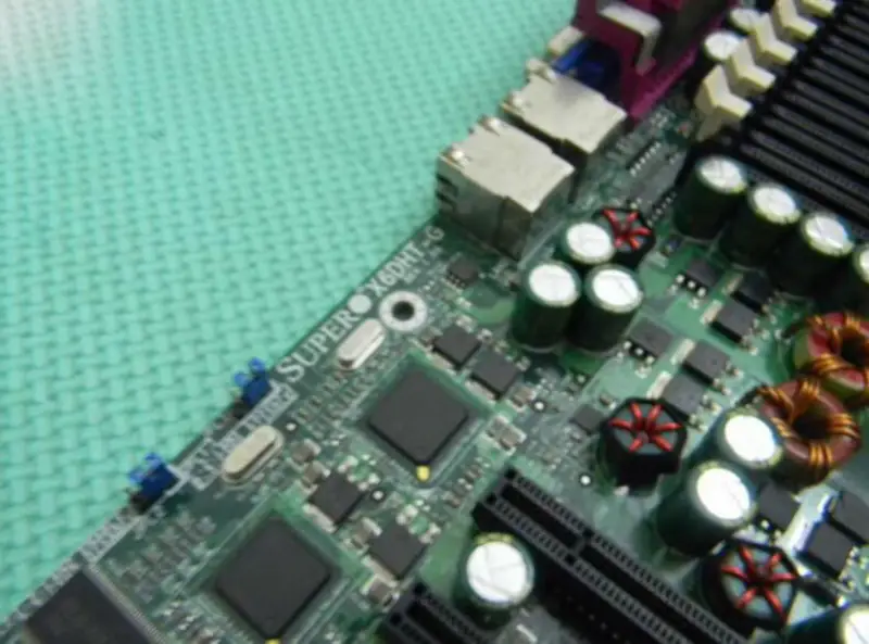 Supermicro X6DHT-G 604-pin E7520 chipset 800FSB Server motherboard